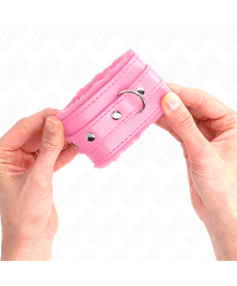 KINK - POGGIPOLSI PREMIUM RIVESTITI IN PELLICCIA ROSA CON CINTURA ROSA REGOLABILE 17-29 CM X 6 CM