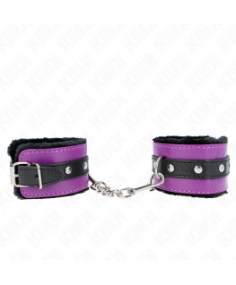 KINK - POGGIPOLSI PREMIUM FODERATI IN PELLICCIA NERI CON CINTURA VIOLA/NERA REGOLABILE 17-29 CM X 6 CM KINK - POGGIPOLSI PREMIUM FODERATI IN PELLICCIA NERI CON CINTURA VIOLA/NERA REGOLABILE 17-29 CM X 6 CM che trovi in offerta solo su SexyShopOnline a -35% di sconto
