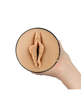 KIIROO - FEEL VICTORIA JUNE MASTURBATORE