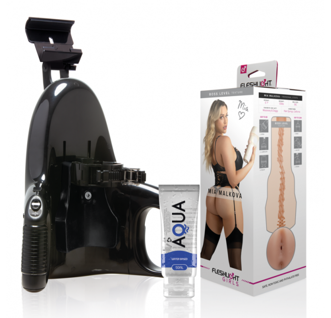FLESHLIGHT - MIA MALKOVA BOSS LEVEL + LANCIO UNIVERSALE + LUBRIFICANTE AQUA QUALITÀ 50 ML